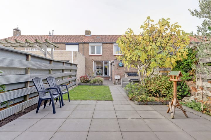 Photo 4 of Wilhelminastraat 8