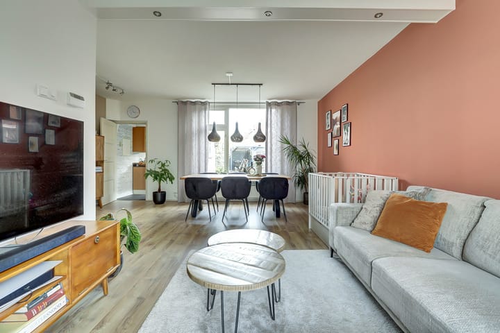 Photo 7 of Wilhelminastraat 8