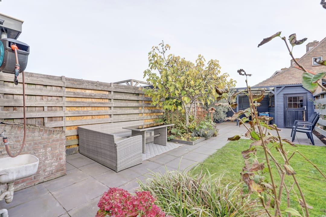 Photo 23 of Wilhelminastraat 8