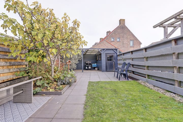 Photo 24 of Wilhelminastraat 8