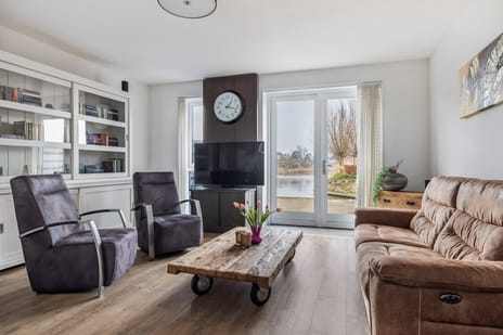 Gebroeders Bonnemastrjitte 19 tertiary image