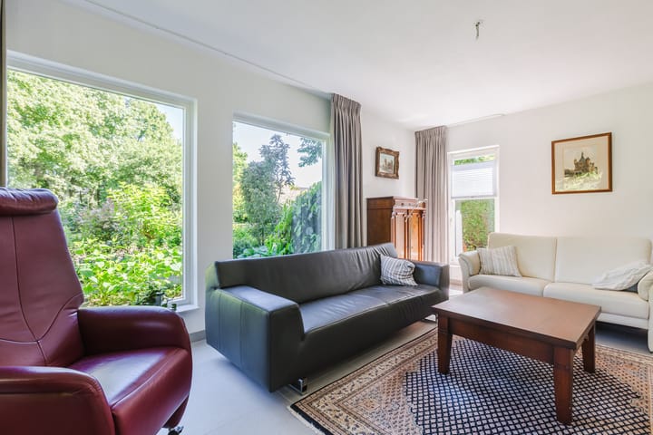 Foto 9 van Esdoornhof 2-B