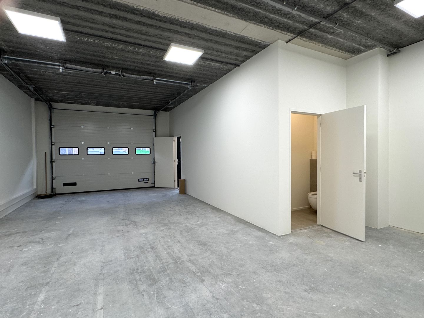 Bekijk foto 5 van Nijverheidslaan 8-F