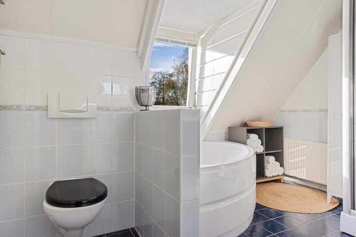 Photo 23 of Spijkerboor 24