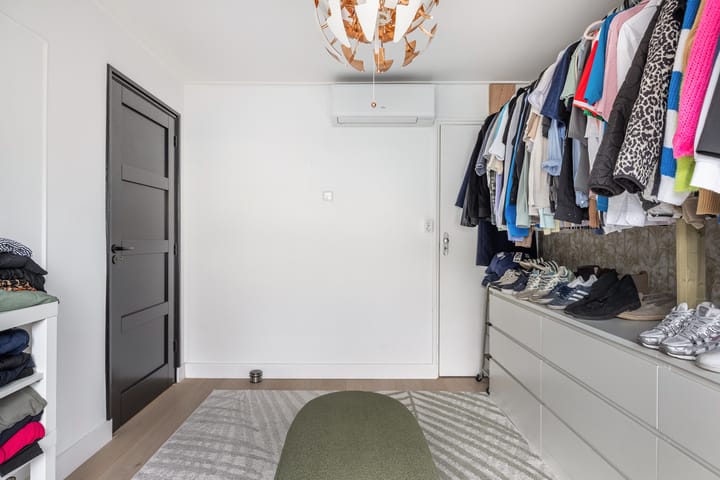 Photo 40 of Van der Duyn van Maasdamplantsoen 9