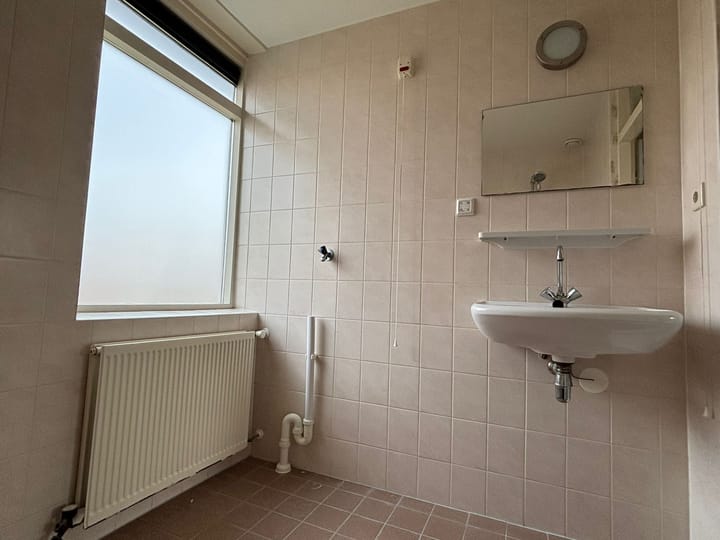 Photo 19 of Schoolstraat 12