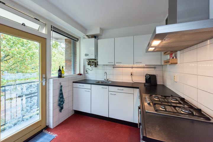 Foto 11 van Van Uvenweg 134-I