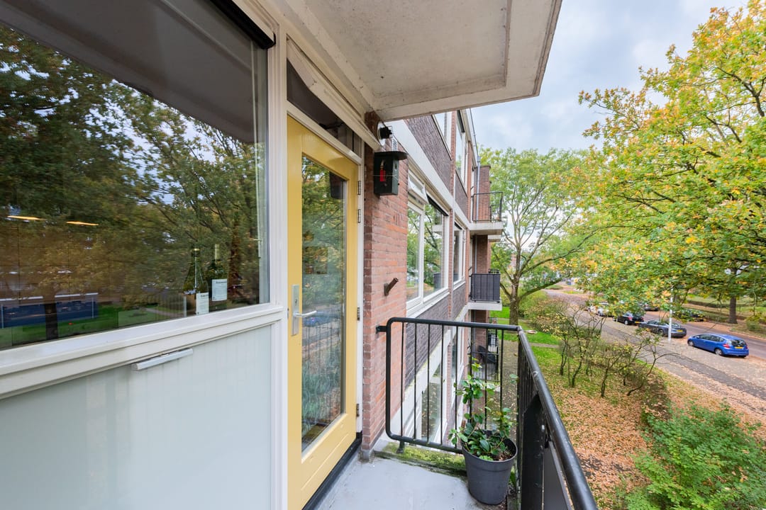 Foto 23 van Van Uvenweg 134-I