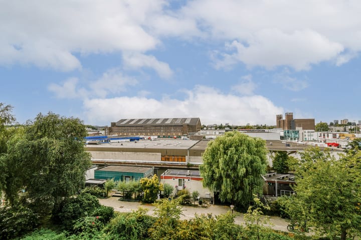 Foto 12 van Van Bossestraat 74-4