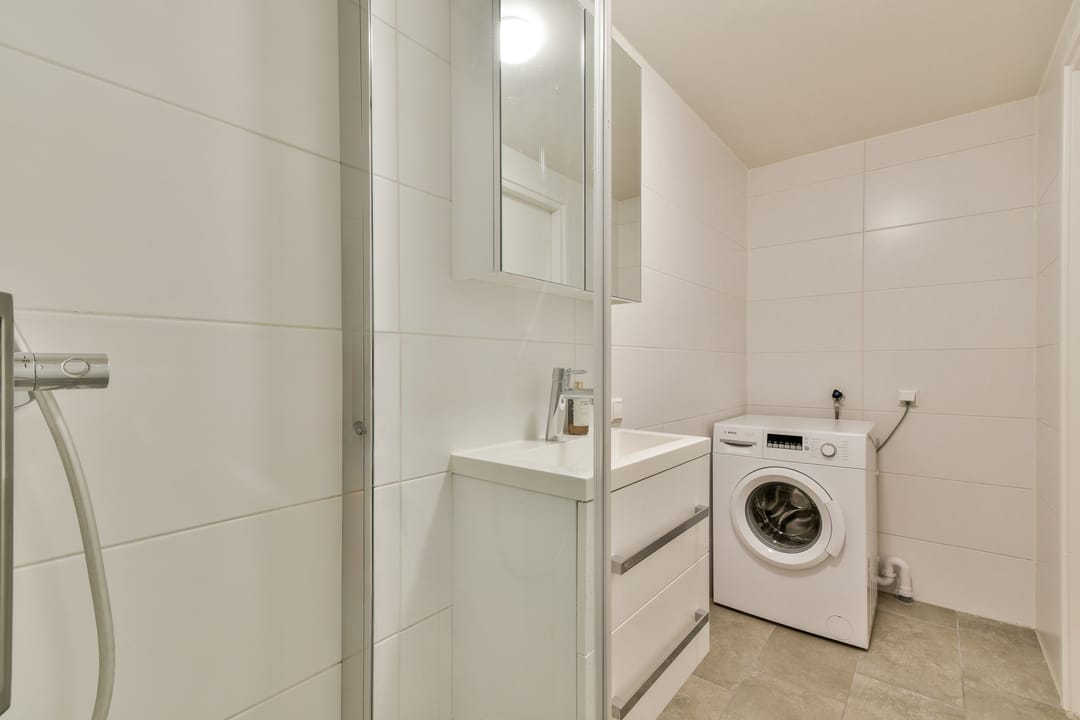 Photo 16 of Van Bossestraat 74-4