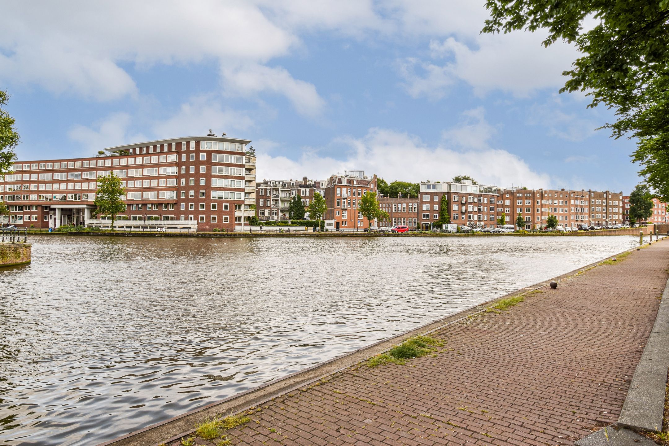 Photo 21 of Van Bossestraat 74-4