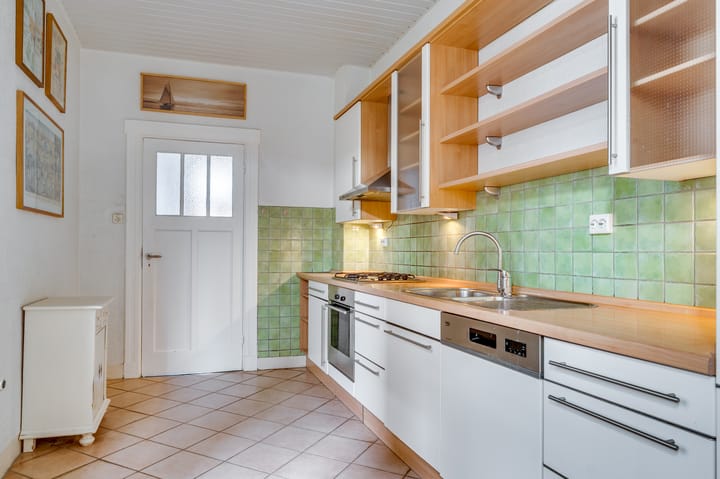 Photo 10 of Veldenseweg 36