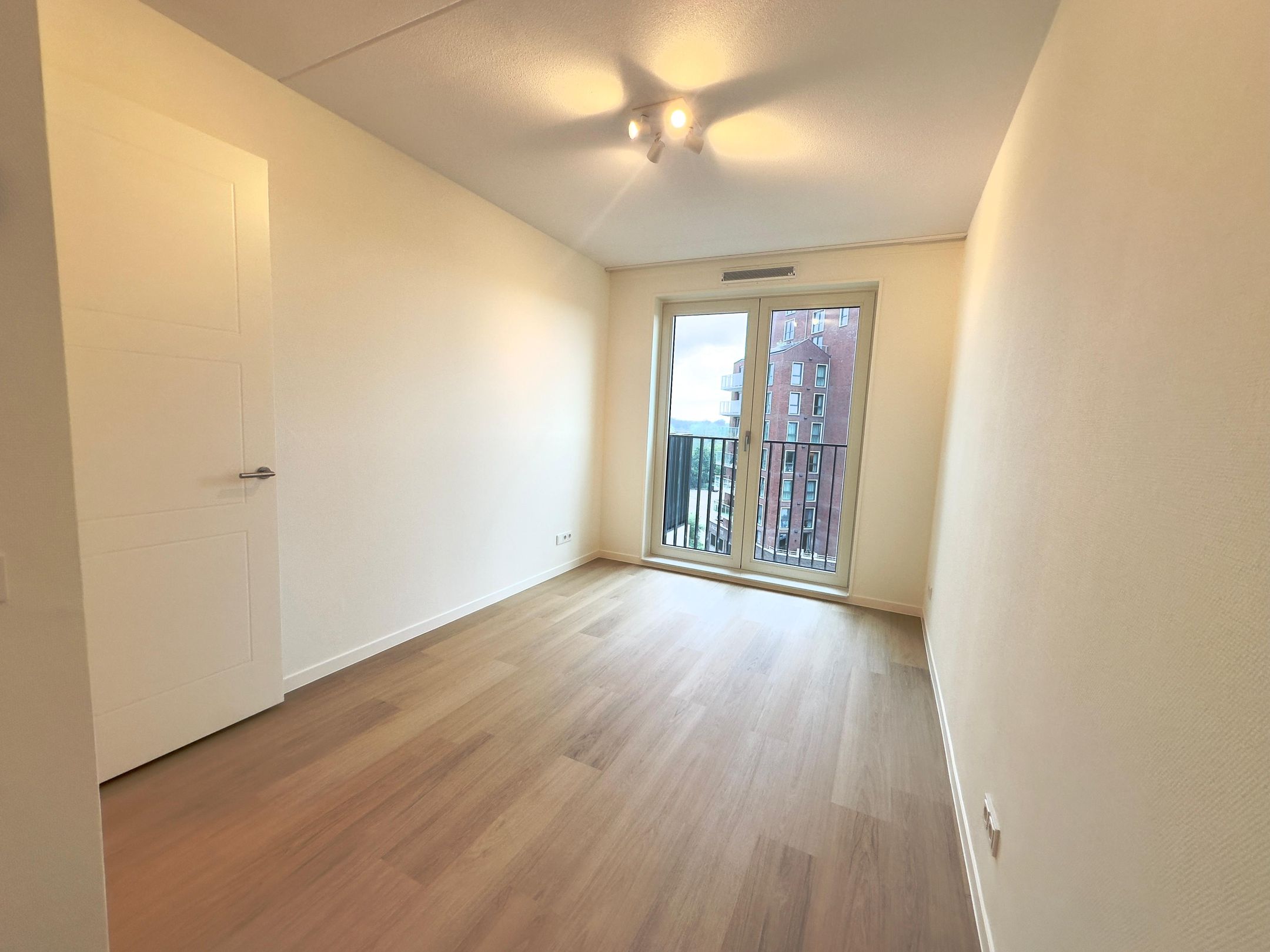 Photo 9 of Gedempte Where 59