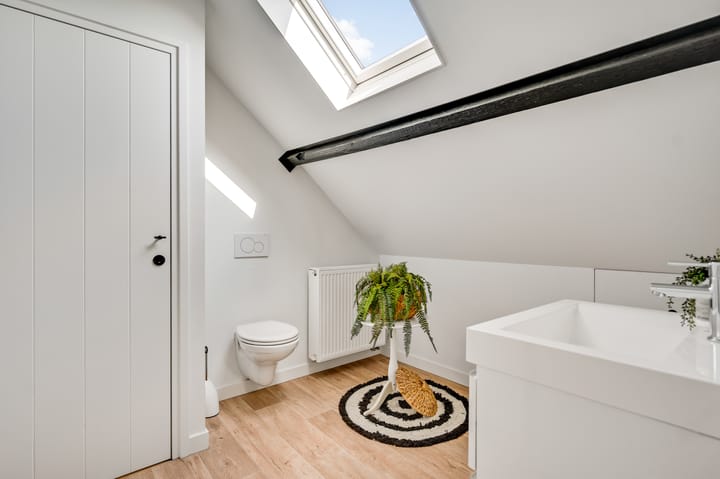 Foto 95 van Heinsbergerweg 31