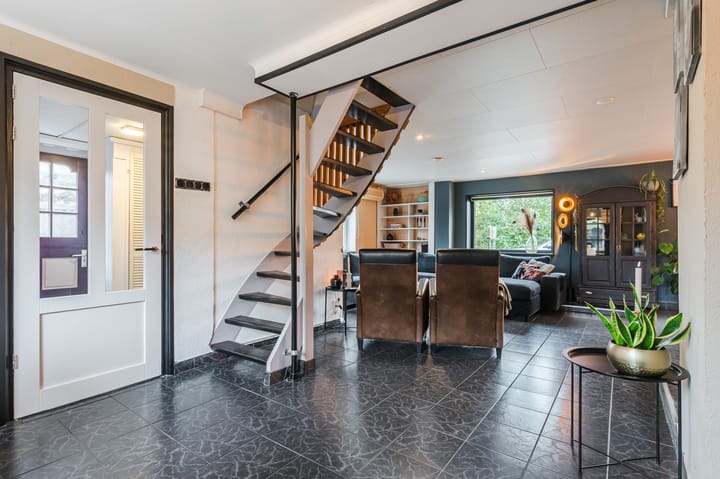 Photo 10 of Zuidzijde 95