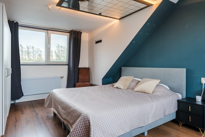 Photo 21 of Zuidzijde 95