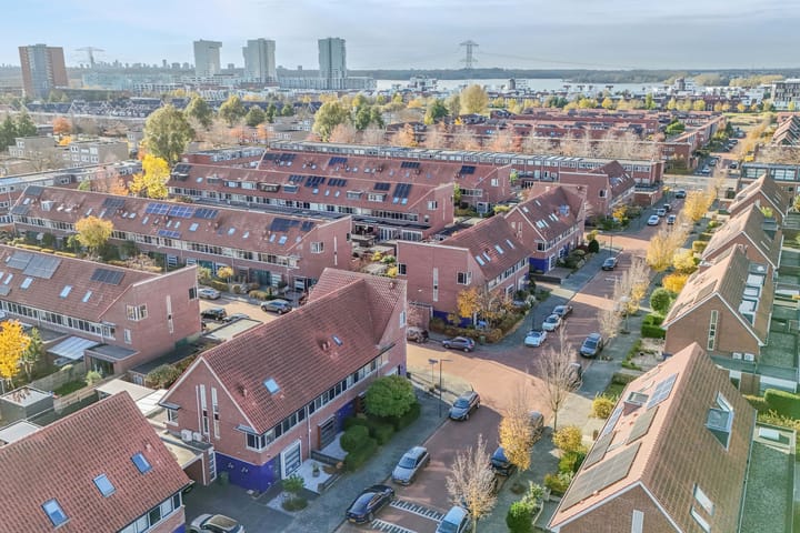 Foto 36 van Marius Richtersstraat 14