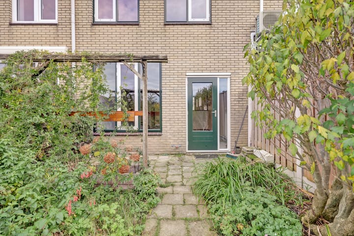 Photo 31 of Lunenburg 18