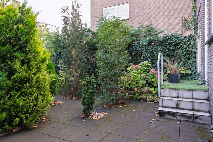 Photo 36 of Bickerstraat 18