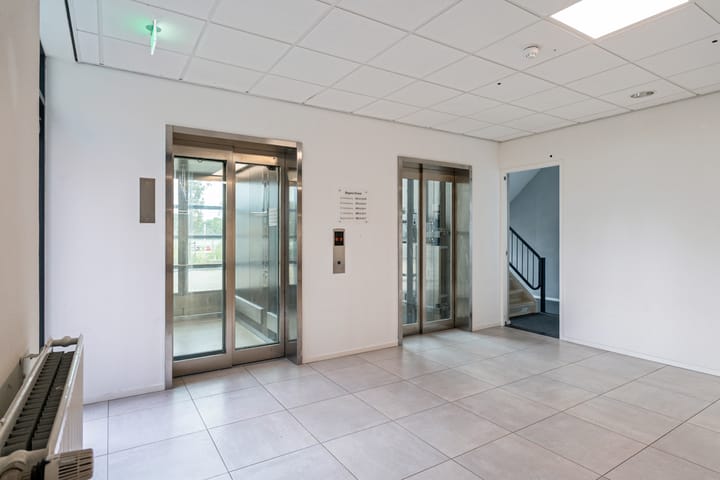 Photo 15 of Fascinatio Boulevard 886-J