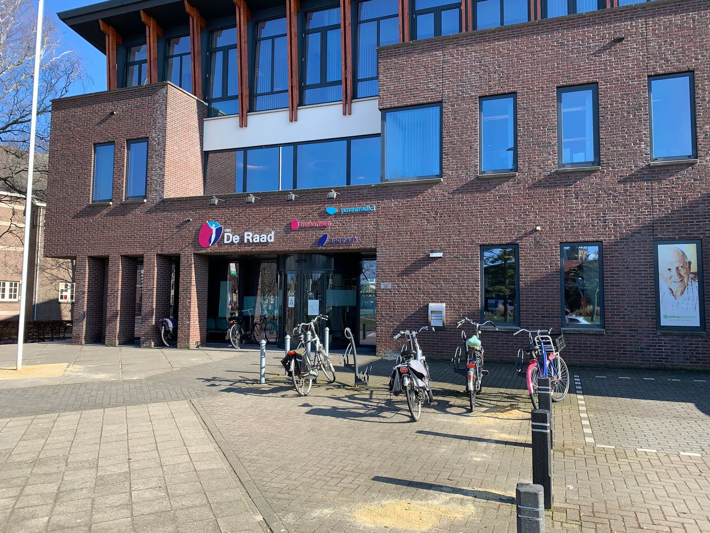 Bekijk foto 2 van Raadhuisstraat 22