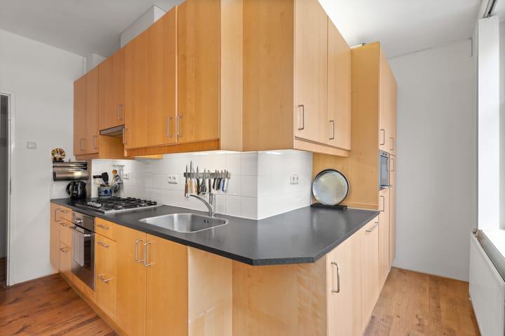 Photo 4 of Eendrachtstraat 30-H