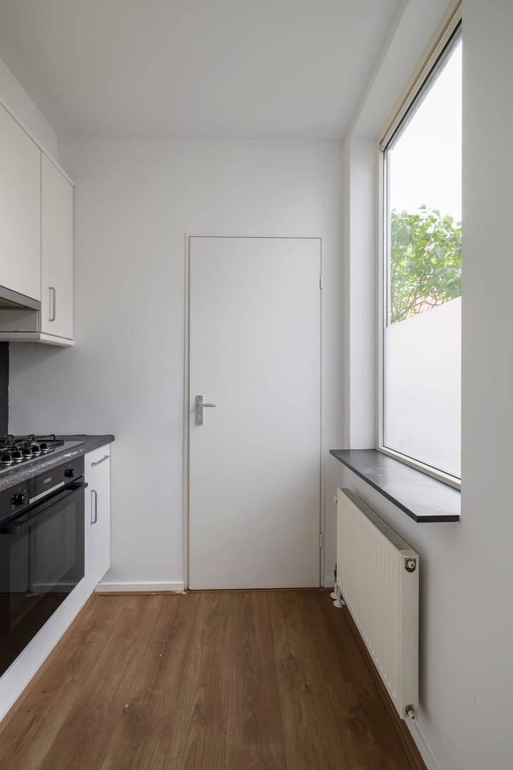 Photo 17 of Czarinastraat 38