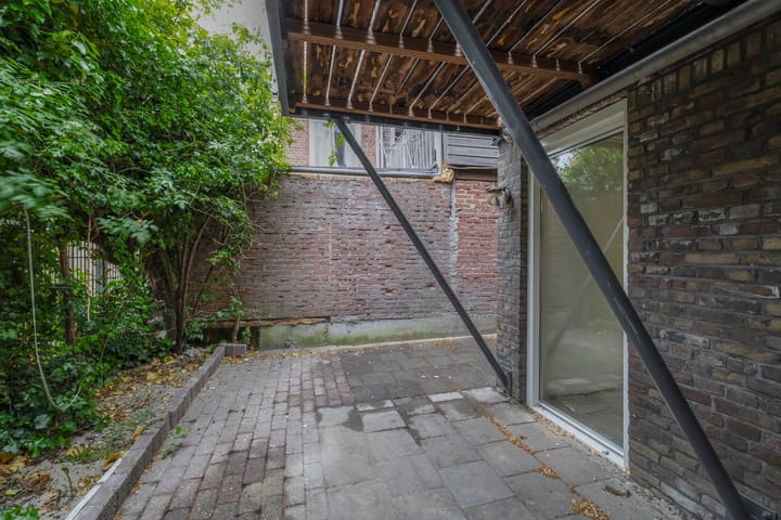 Photo 34 of Czarinastraat 38