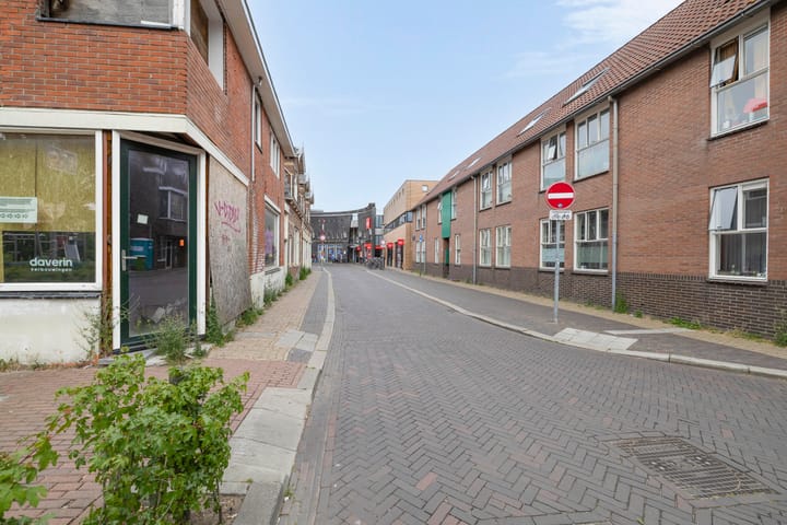 Photo 45 of Czarinastraat 38