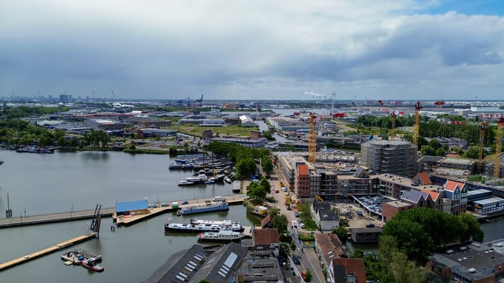 Photo 50 of Czarinastraat 38