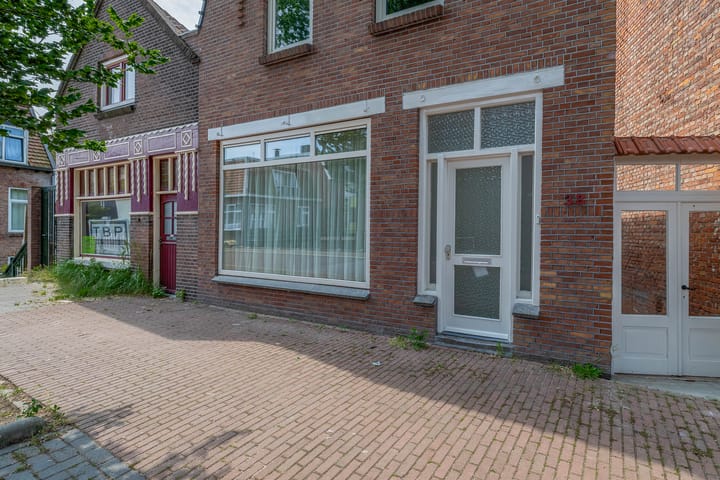 Photo 66 of Czarinastraat 38