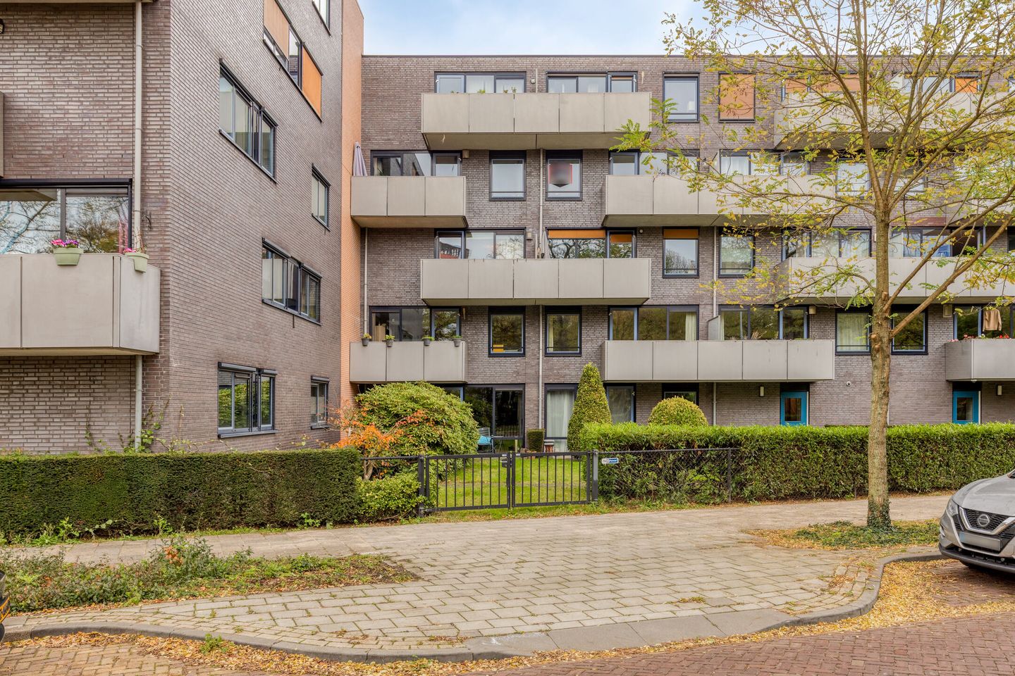 Photo 29 of Leeghwaterstraat 240