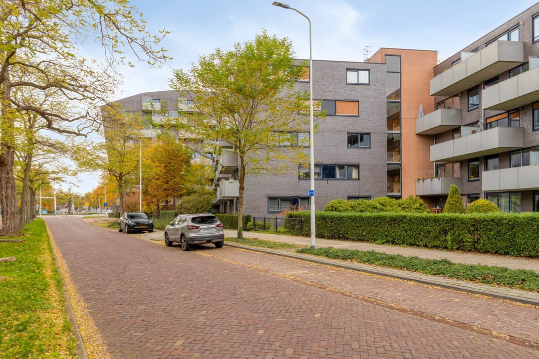 Photo 31 of Leeghwaterstraat 240