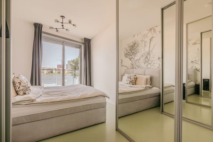 Photo 8 of Westerdoksdijk 611