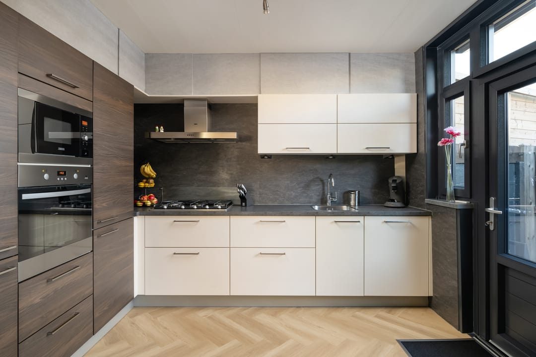 Photo 11 of Hoekenessestraat 6