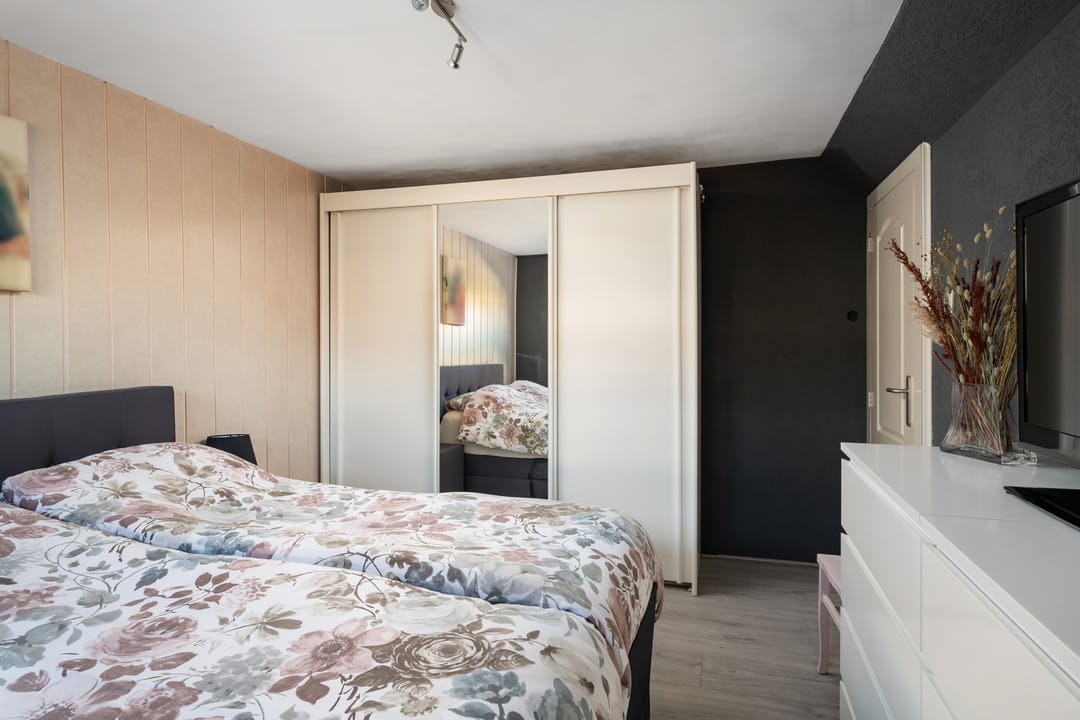 Photo 16 of Hoekenessestraat 6