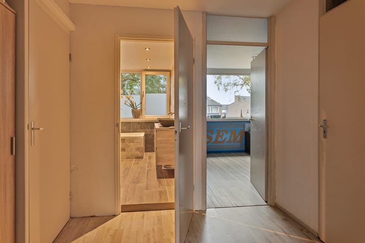 Photo 18 of Het Zwanevlot 173