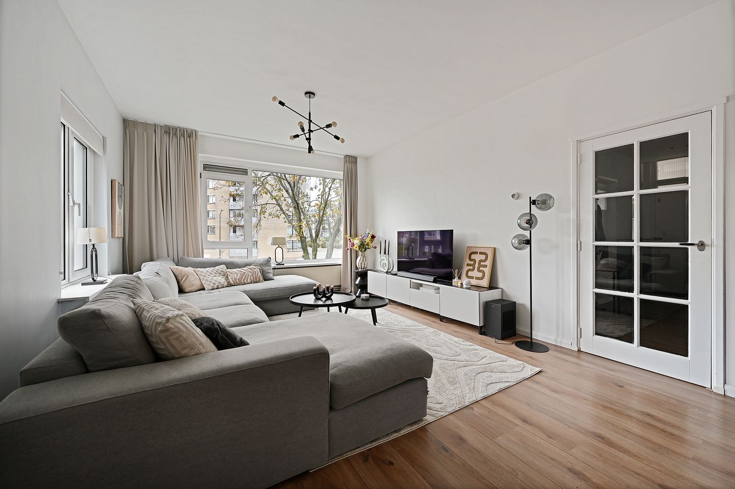 Photo 10 of Koningin Julianalaan 42