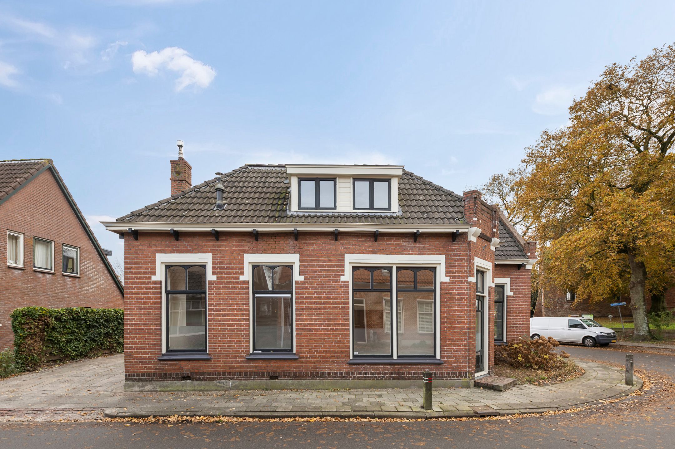 Photo 3 of Hoofdstraat 50