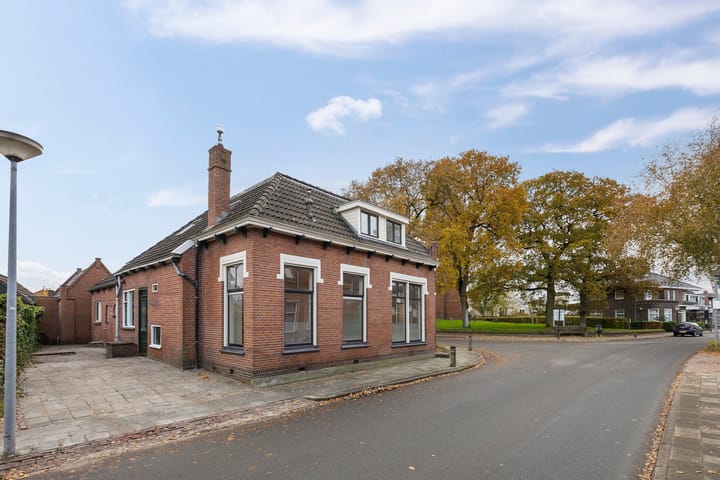 Photo 4 of Hoofdstraat 50