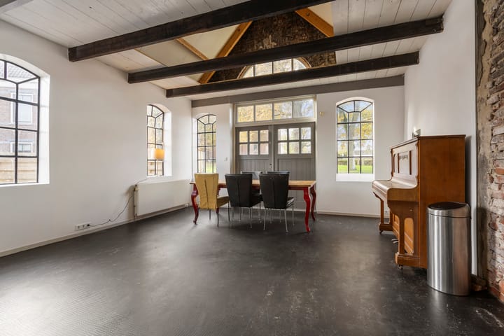 Photo 16 of Hoofdstraat 50