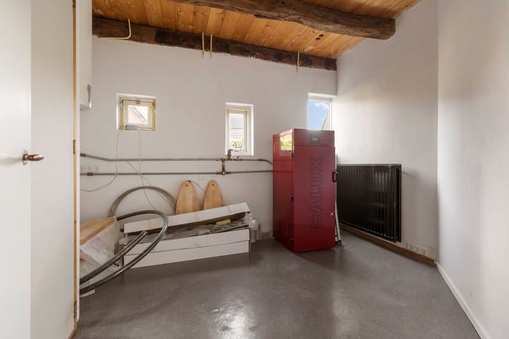 Photo 23 of Hoofdstraat 50