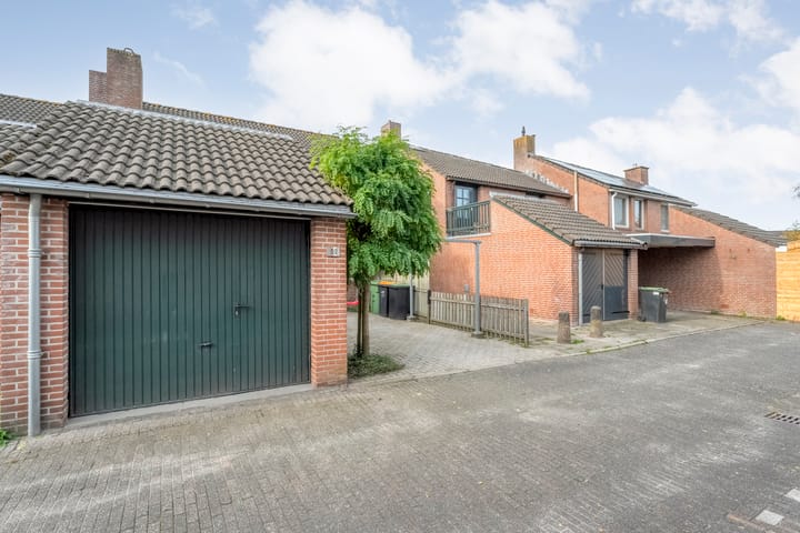 Photo 36 of Aletta Jacobshof 52