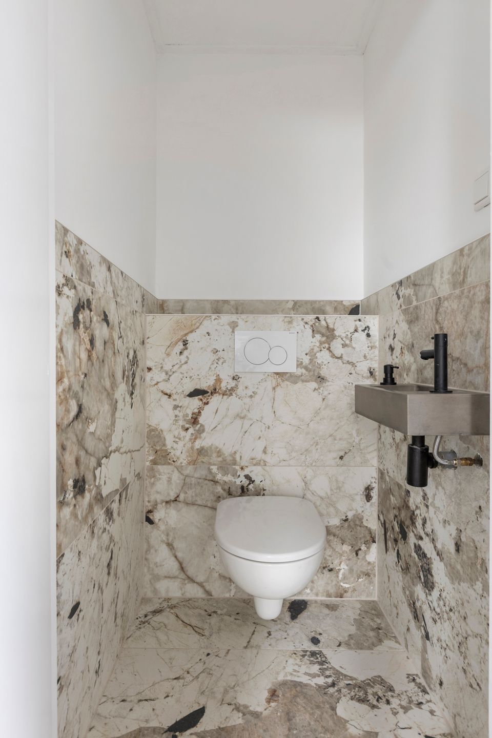 Photo 39 of Hoofdstraat 50