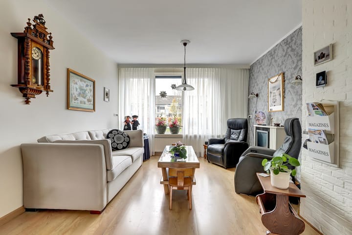 Foto 7 van Dahlialaan 18