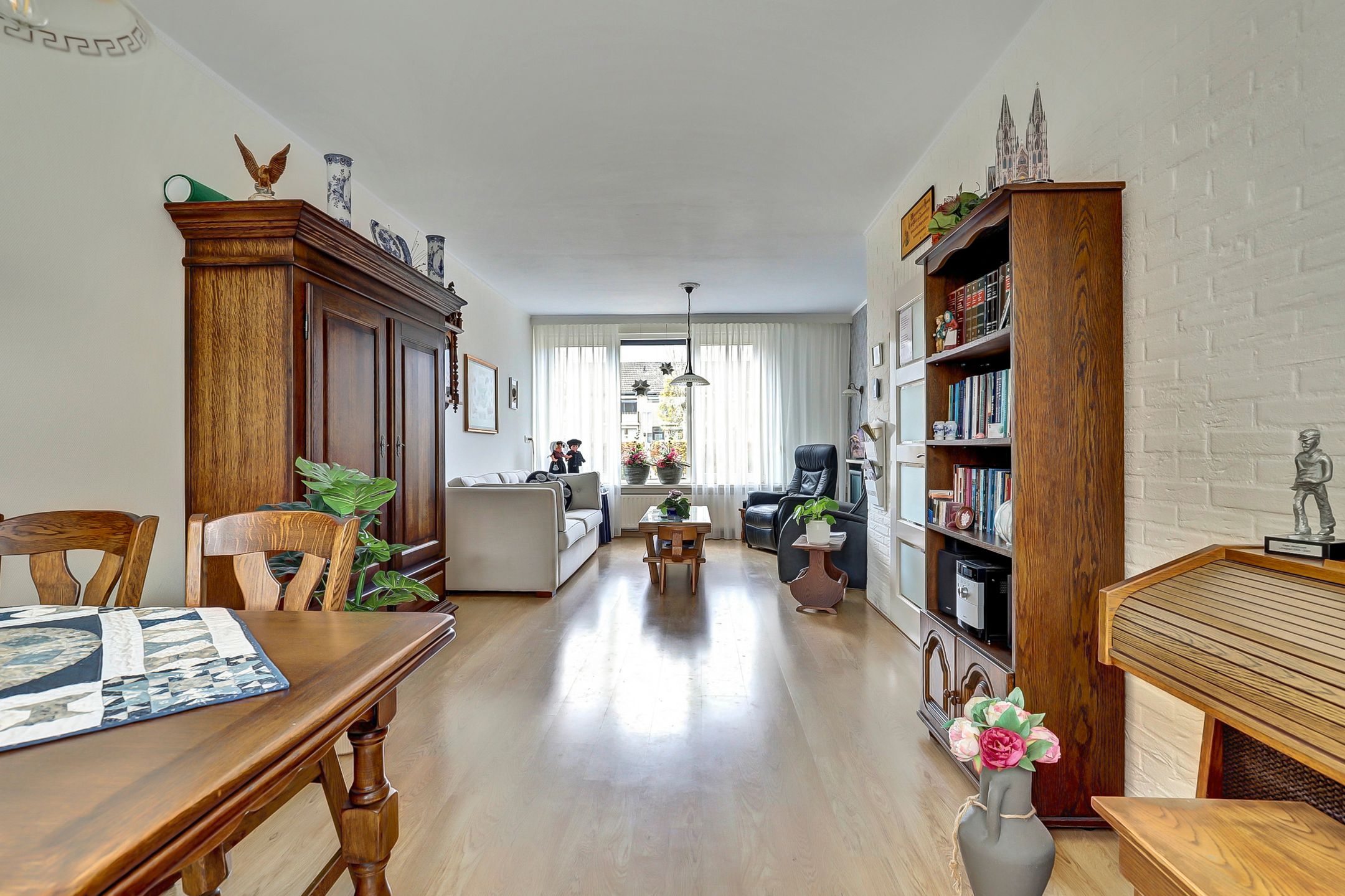 Foto 12 van Dahlialaan 18