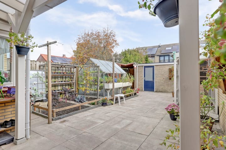 Foto 30 van Dahlialaan 18