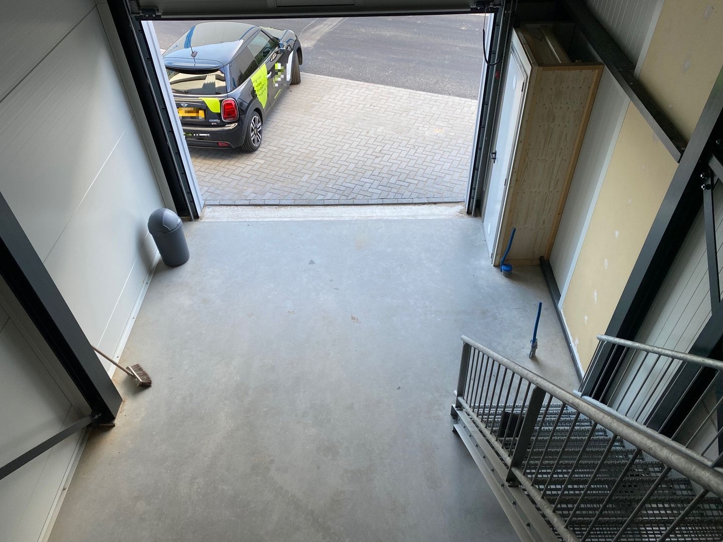 View photo 3 of Hoekeindseweg 147