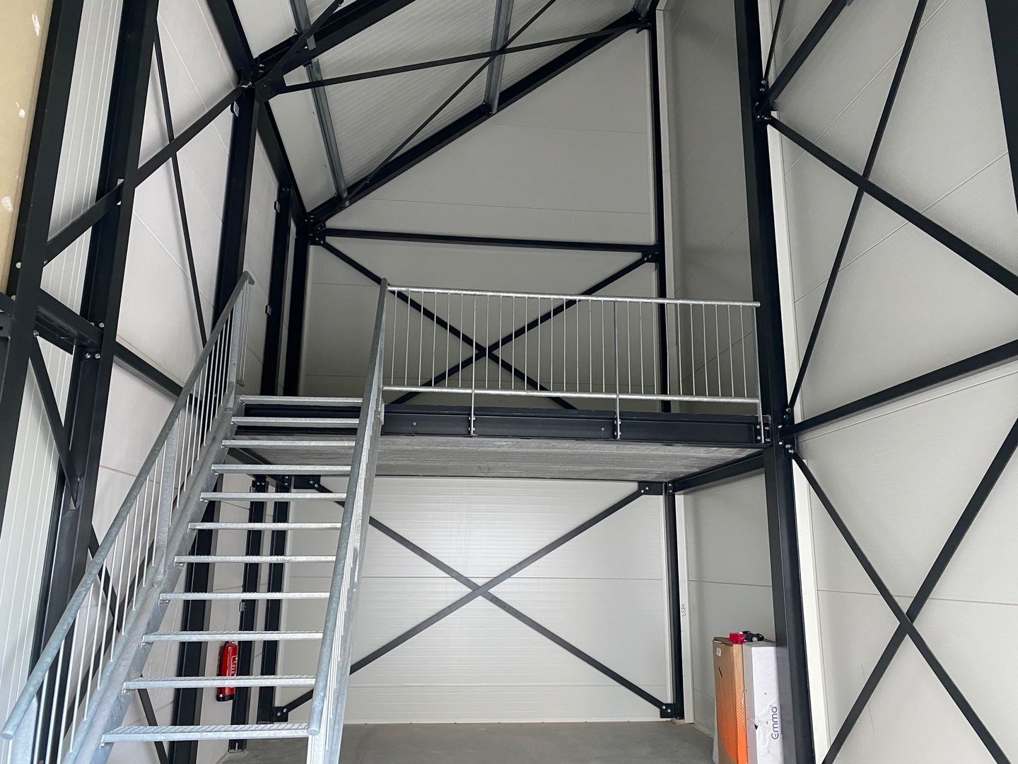 View photo 4 of Hoekeindseweg 147