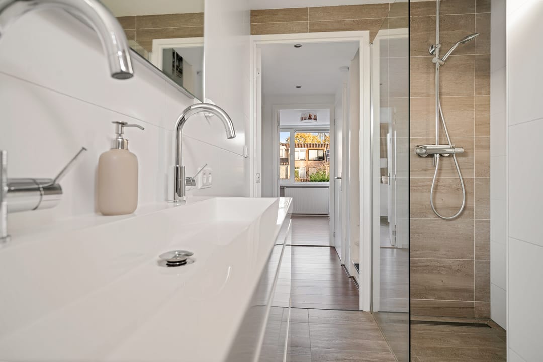 Foto 32 van Zwaluwstraat 154